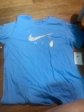 Nike Light Blue Short Sleeve T-Shirt with Silver Swoosh